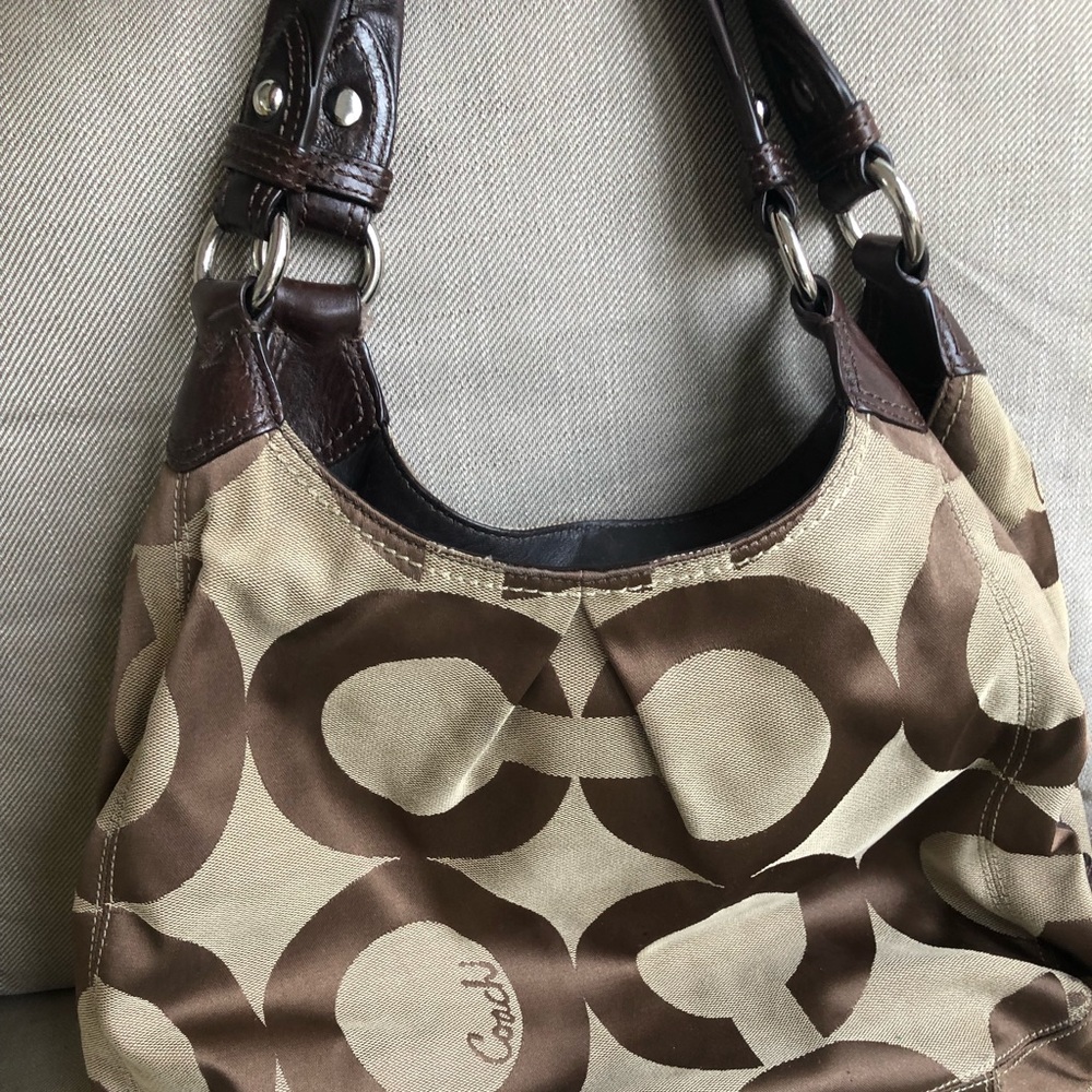 Coach shoulder bag